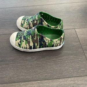 Good condition Natives